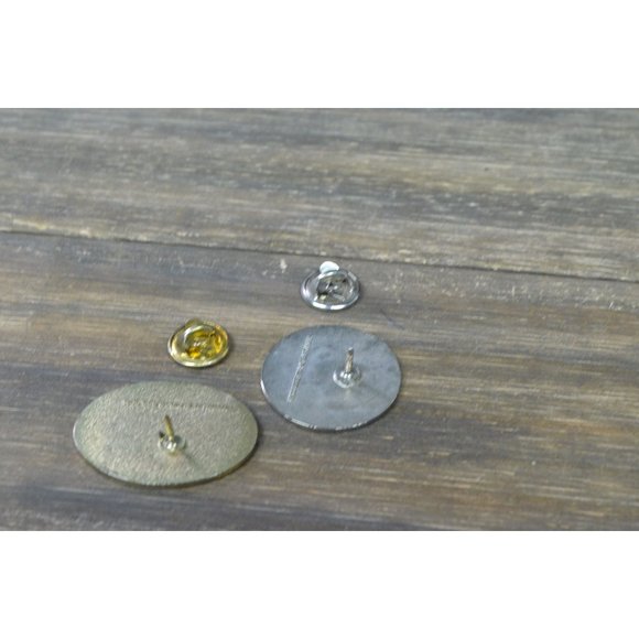 Michaels Craft Store Pin Lot Employee Special Order 15 Yrs - Picture 3 of 3